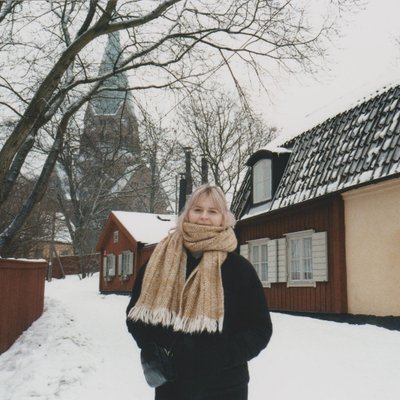 Profile Picture of Emma Barnes (@emmaebarnes) on Twitter