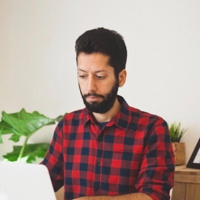 Profile Picture of Javier 'Simón' Cuello (@millonestarde) on Twitter