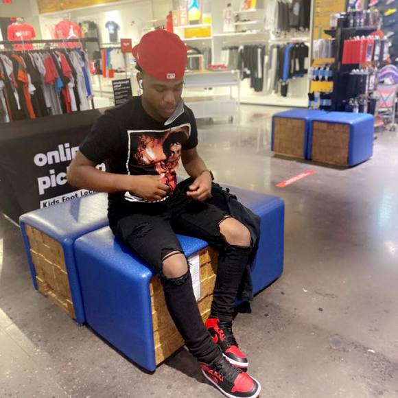 Profile Picture of Trey Bryant (@treybryant109) on Poshmark