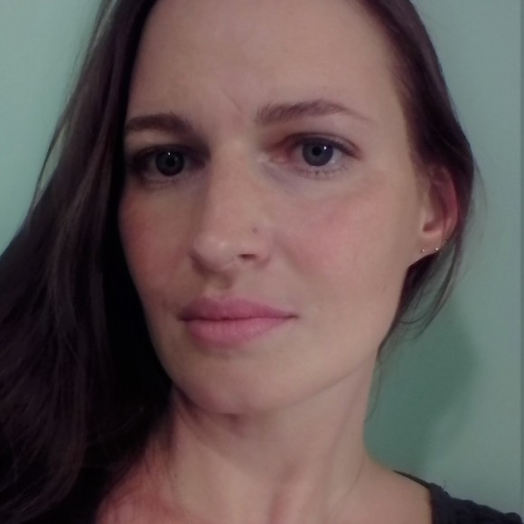 Danielle Shull - Poshmark Profile Picture of Danielle Shull (@katnipqintak) on Poshmark