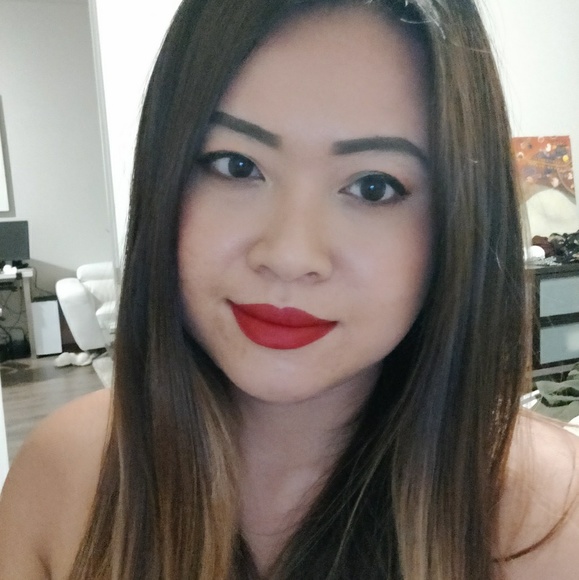 Profile Picture of Stephanie Lieu (@slieu8980) on Poshmark