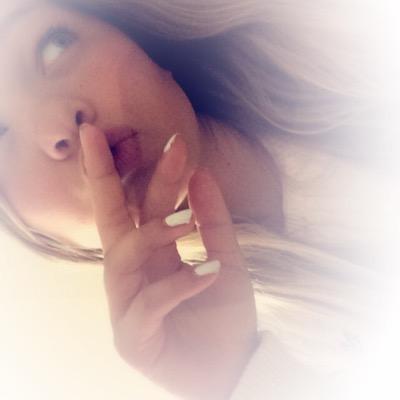Profile Picture of Olivia Hammar (@olivia_hammar) on Twitter