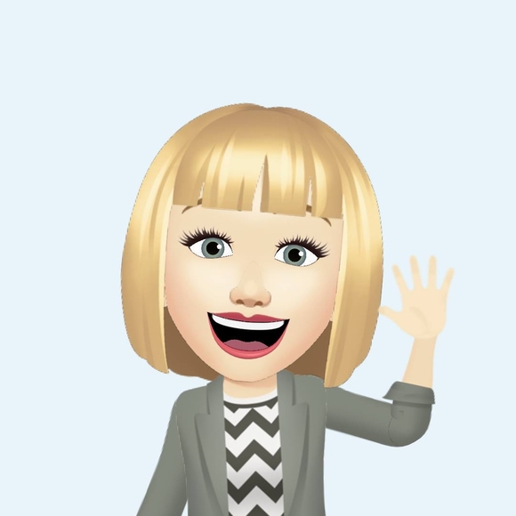 Profile Picture of Nan Helmling (@nancyehelm) on Poshmark