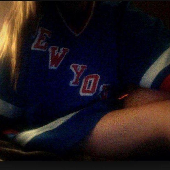 Christina malia Malia - Poshmark Profile Picture of Christina malia Malia (@happy1123) on Poshmark