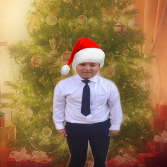 Profile Picture of Irvin Rivera (@geekyirvin) on Poshmark