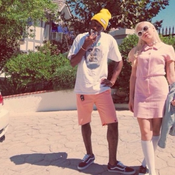 Profile Picture of Jasmine Prieto (@jasmine_022) on Poshmark