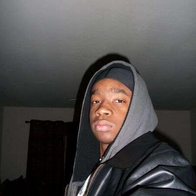 Profile Picture of Kelvin Draper (@Kelvin_NoPoint) on Twitter