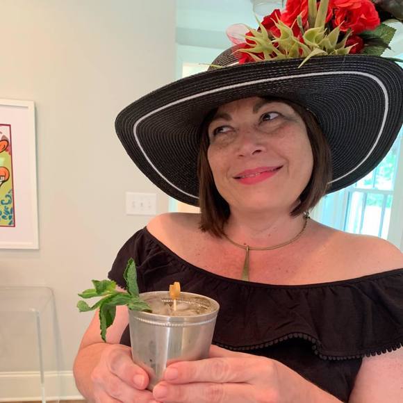 Chris Stutz - Poshmark Profile Picture of Chris Stutz (@chrisrstutz) on Poshmark