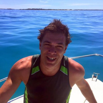 Profile Picture of AUSSIE MAVERICK (@derek_wedge) on Twitter