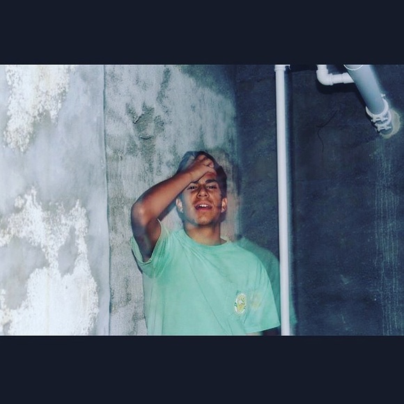 Profile Picture of Alex Doss (@realxel) on Poshmark