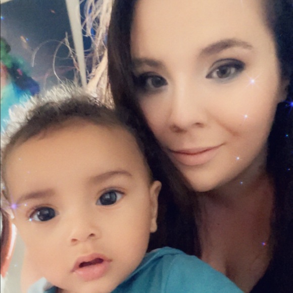 Profile Picture of Brianna Gillihan (@briannagillihan) on Poshmark