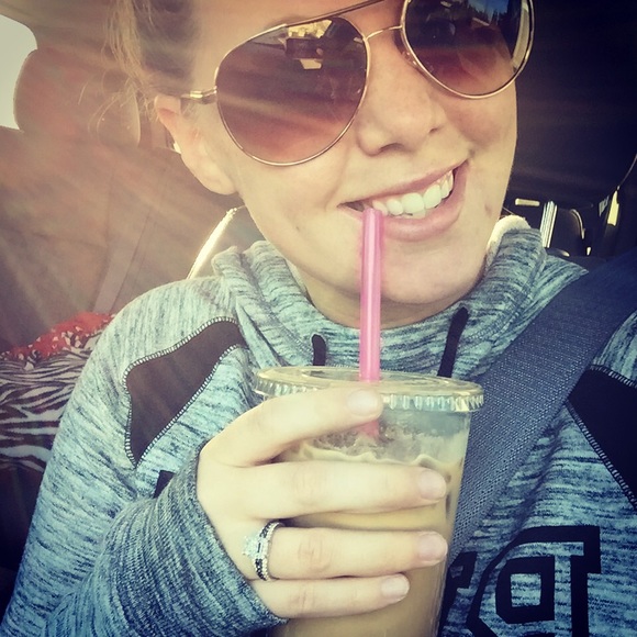 Jamie Stamper - Poshmark Profile Picture of Jamie Stamper (@jstamper14) on Poshmark