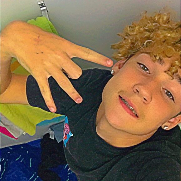 Profile Picture of Josh Wienand (@joxhwanted) on Poshmark