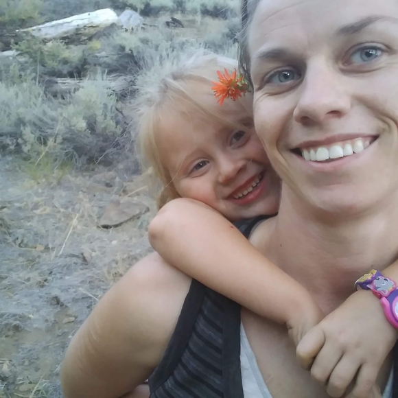 Profile Picture of Sadie Archer craig (@sadiealove) on Poshmark