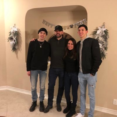 Profile Picture of Mike Setser (@MikeSetser1015) on Twitter