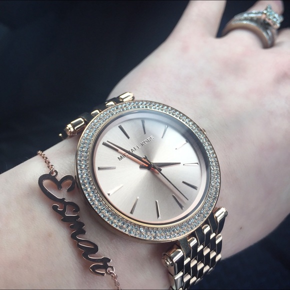 Irma Hadzovic - Poshmark Profile Picture of Irma Hadzovic (@irmahadz) on Poshmark