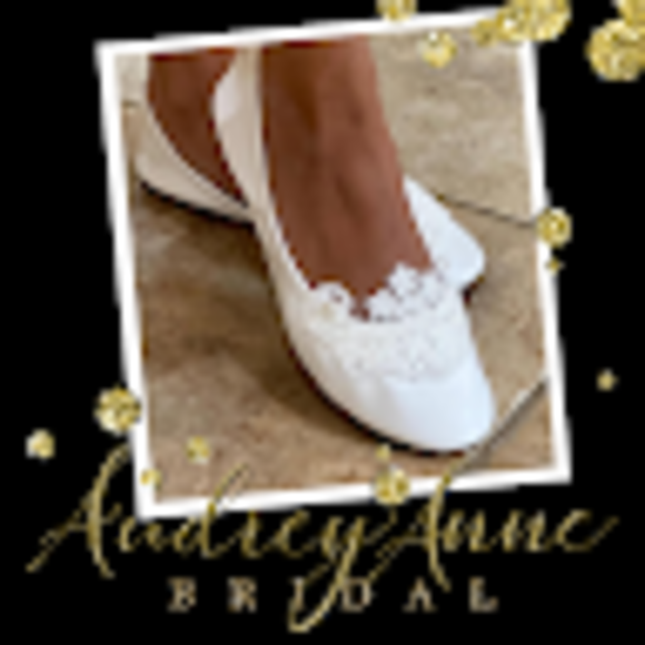 Profile Picture of Audrey Aledort (@aaaflops58) on Poshmark