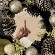 Profile Picture of James Dill (@ATinyPinecone) on Youtube