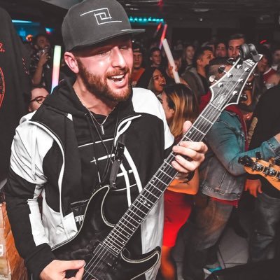 Profile Picture of BOX (@BrianBoxley) on Twitter