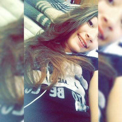 Profile Picture of Mandinha._.Venitelli (@TiiiaAmanda) on Twitter
