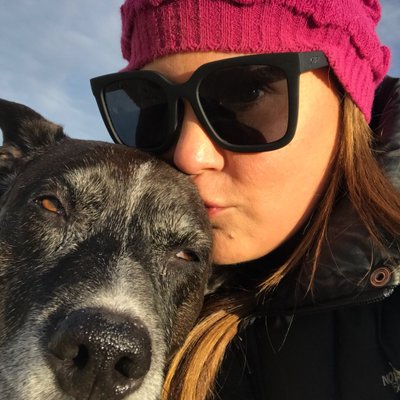 Profile Picture of Connie Petrides (@chauch75) on Twitter