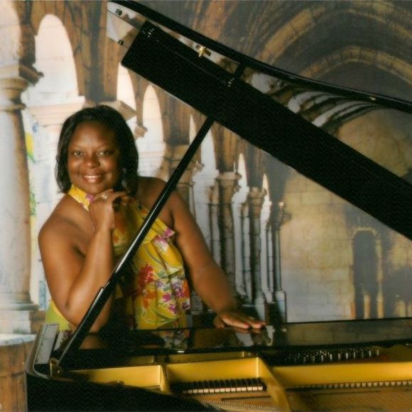 Profile Picture of Seimone Anderson-kleinpeter (@kleinpeter46) on Poshmark