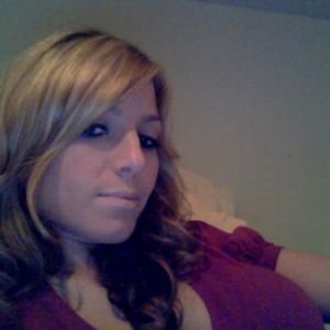 Profile Picture of Annie Uttaro (@annieu) on Myspace