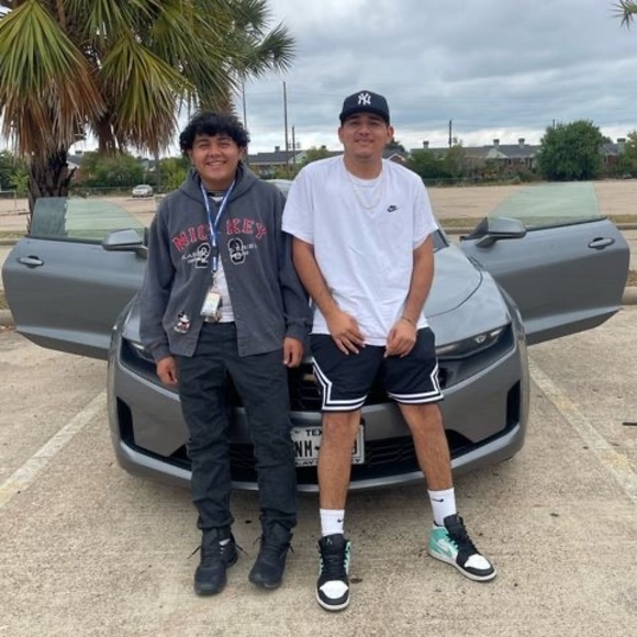 Profile Picture of Lorenzo Ayala (@lorenzoayala16) on Poshmark