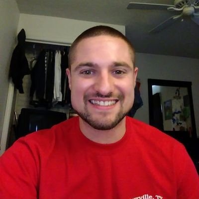 Profile Picture of Zach Darrow (@DarrowZach) on Twitter