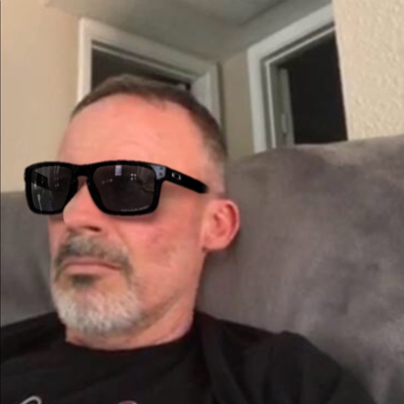 Chris Taddonio - Poshmark Profile Picture of Chris Taddonio (@ctaddoni09) on Poshmark