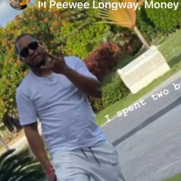 Profile Picture of Gregg Price (@chewinsquad23) on Poshmark