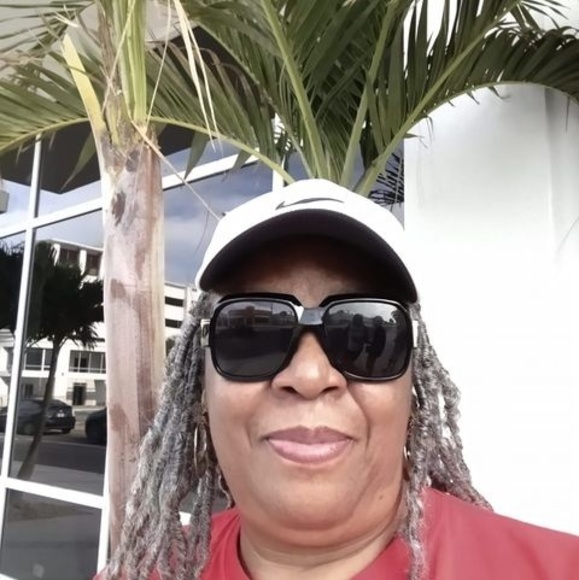 Profile Picture of Sheryl Brundidge (@brundidgrsheryl) on Poshmark