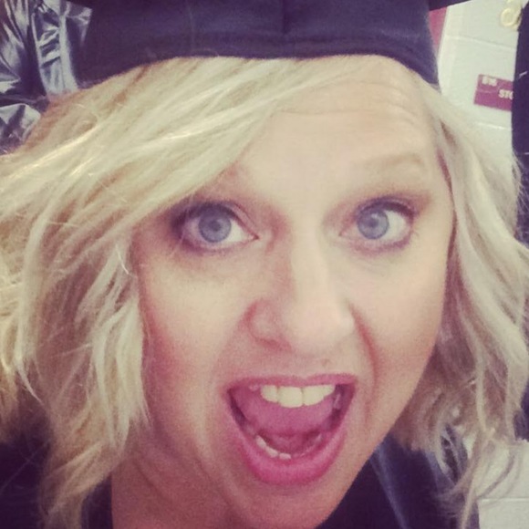 Profile Picture of Debbie Ohagan (@debbieohaganok) on Poshmark