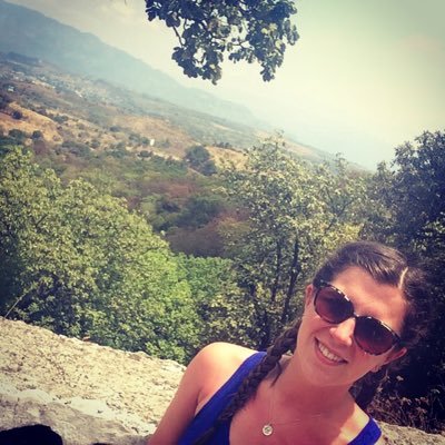 Profile Picture of Laura (@LauraJaneRobert) on Twitter