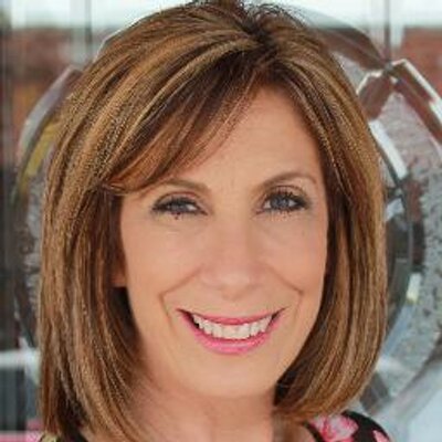 Profile Picture of Lisa Cardillo (@HomesByCardillo) on Twitter