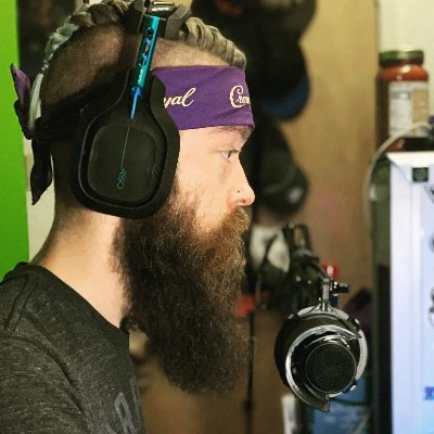 Profile Picture of Chris Reichert (@BustedJunk) on Twitter
