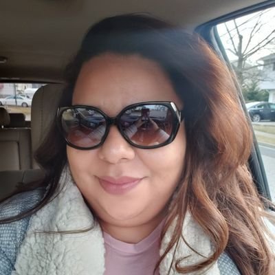 Profile Photo of Bonnie Martinez (@justme_B08) on Twitter