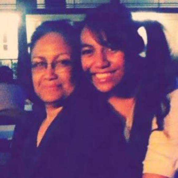 Profile Picture of Li'ekina Funaki (@onelove32094) on Poshmark