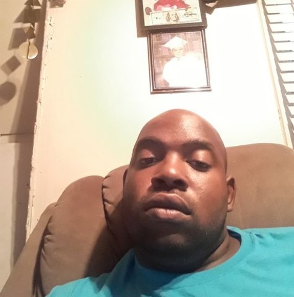 Profile Picture of Kell Bell (@kellbell469) on Poshmark