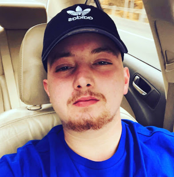 Profile Picture of Hunter Ostrout (@hunt_o1220) on Poshmark