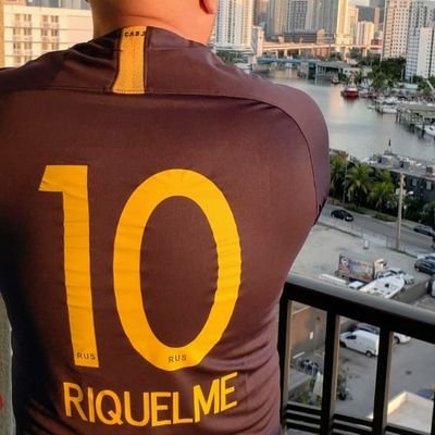 Profile Picture of Bostero Cubano (@Carlos39481147) on Twitter