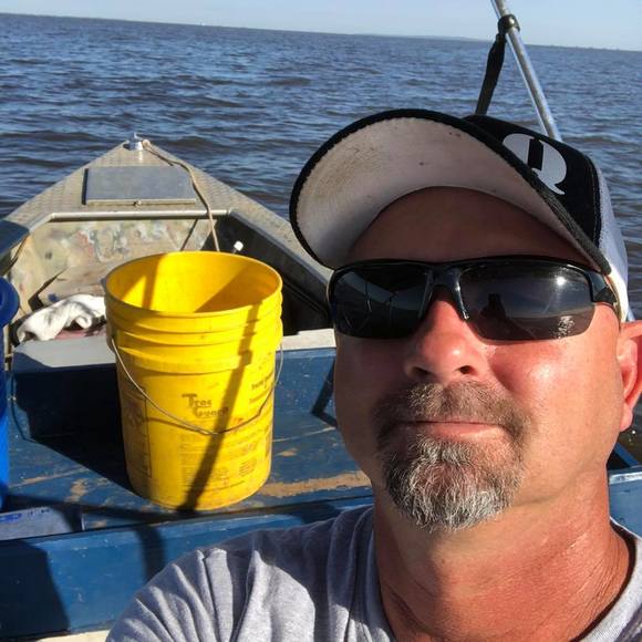 Profile Picture of Craig Theriot (@craigtheriot198) on Poshmark