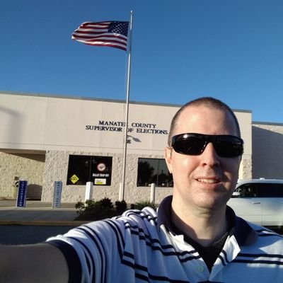 Profile Picture of Bryan Derrick 🌊 (@BryanDerrick8) on Twitter