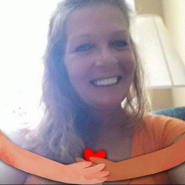 Profile Picture of Shelly (@shellyred) on Tiktok