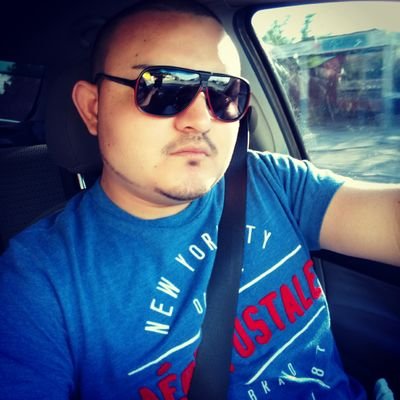 Profile Picture of Eladio Rivera (@layorm93) on Twitter