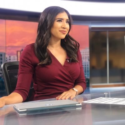 Profile Picture of Amanda Quintana (@amandaqtv) on Twitter