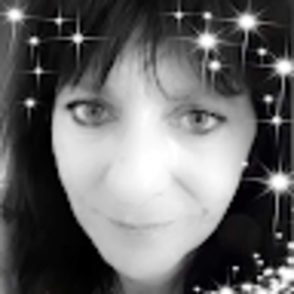 Profile Picture of Sylvie Doire (@sylviedoire5) on Poshmark