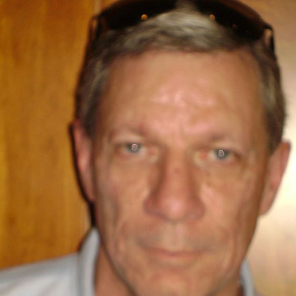 Profile Picture of George Polarek (@gpolarek) on Poshmark