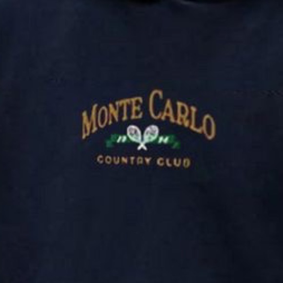 Profile Picture of Bowen R (@bowentdy) on Poshmark