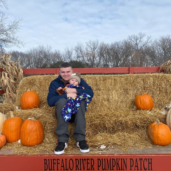 Profile Picture of Tyler Overstreet (@tyleroverstreet) on Poshmark